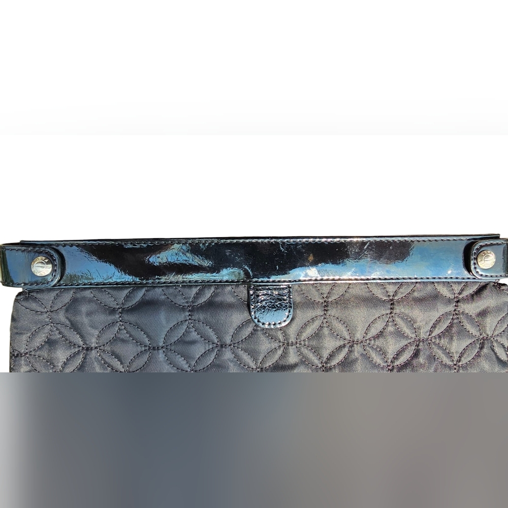 Vera Bradley Elegant Black Quilted Clutch Hinged Stays Open Pix In Natural Light - Picture 4 of 11
